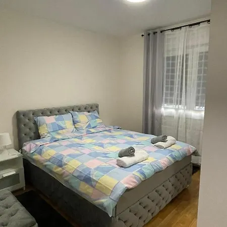 Apartment Cvetanov Trg Lux 3 Belgrade