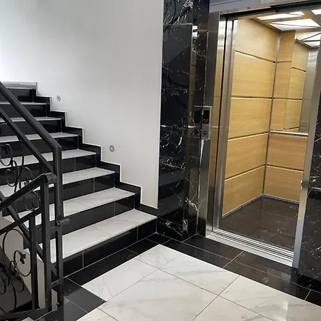 Cvetanov Trg Lux 3 Apartment *